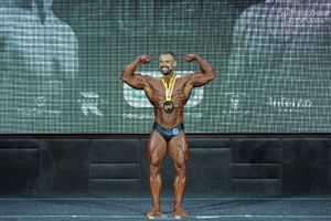 CLASSIC  PHYSIQUE OVERALL